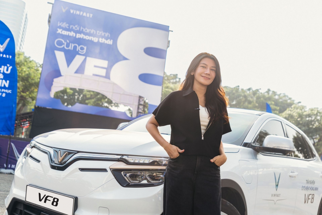 Trải nghiệm “Thử & Tin”, nhiều người bất ngờ với khả năng vận hành của VinFast VF 8