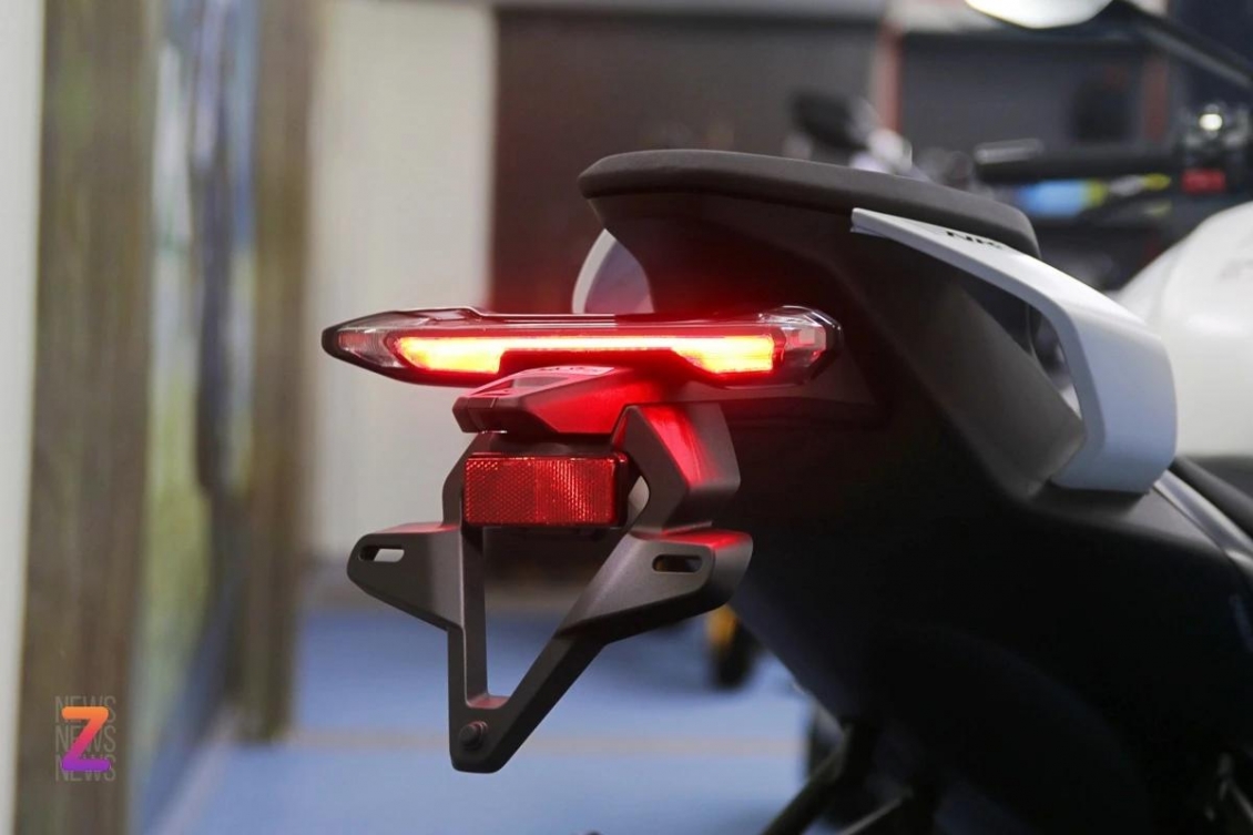 Chi tiết CFMoto 675NK - naked bike từ Trung Quốc, chưa chốt giá bán Chi tiết CFMoto 675NK - naked bike từ Trung Quốc, chưa chốt giá bán