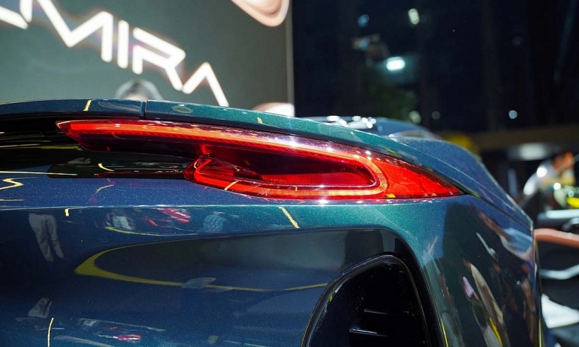 Lotus Emira - xe thể thao Anh quốc, giá 7,9-12,9 tỷ đồng