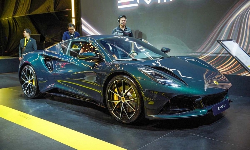 Lotus Emira - xe thể thao Anh quốc, giá 7,9-12,9 tỷ đồng