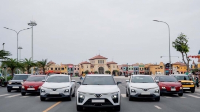 VinFast dẫn đầu thị trường ô tô Việt Nam 19 tháng liên tiếp