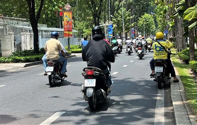Vì sao xe tay ga chạy quãng đường ngắn thường hao xăng hơn?