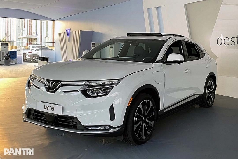 VinFast hé lộ mẫu xe mới, ra mắt ngày 20/5