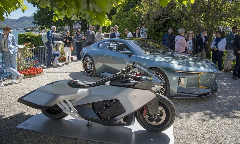 BMW Motorrad Vision K18 Concept: siêu môtô cảm hứng máy bay tàng hình