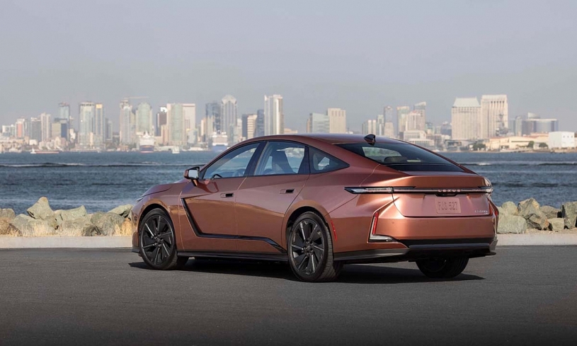 Lexus bắt đầu bán xe điện tại Việt Nam trong 2026