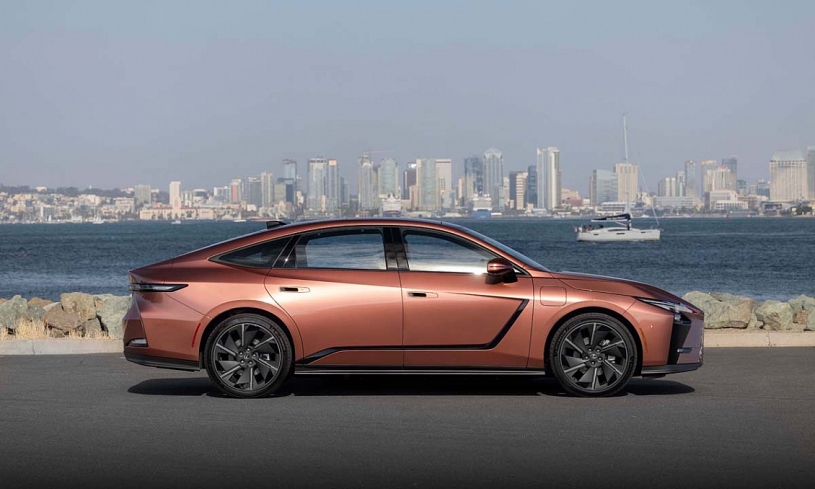 Lexus bắt đầu bán xe điện tại Việt Nam trong 2026
