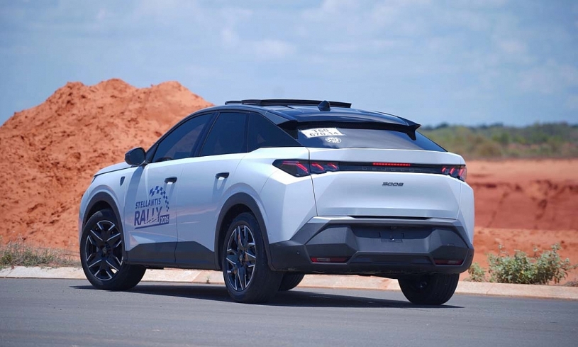 Peugeot 3008 và 5008 thế hệ mới xuất hiện tại Việt Nam