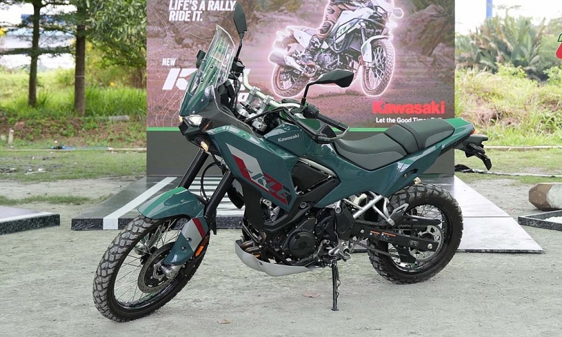 Kawasaki KLE500 ABS - môtô đa địa hình giá từ 175 triệu đồng