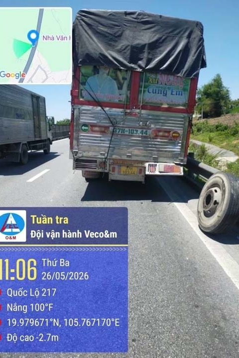 Nắng nóng gay gắt, CSGT cảnh báo nguy cơ nổ lốp xe khi đi cao tốc