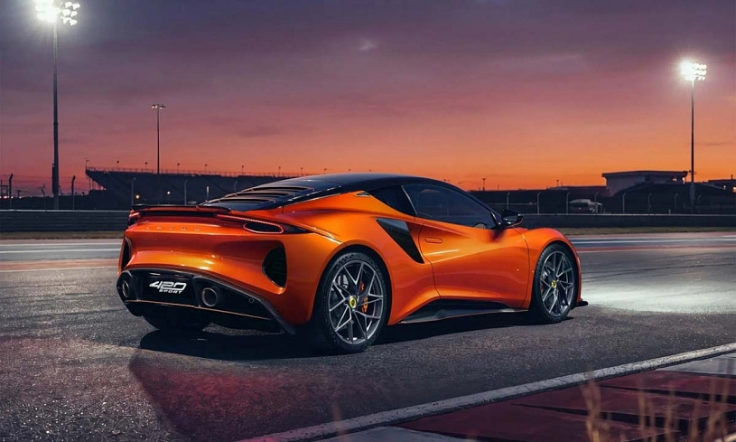 Lotus Emira 420 Sport mới mạnh hơn, nhẹ hơn