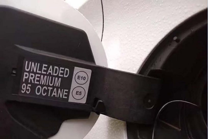 Cách đơn giản xác định xem xe của bạn có phù hợp với xăng E10 hay không Cách đơn giản xác định xem xe của bạn có phù hợp với xăng E10 hay không