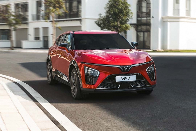 Trong tầm giá 700 triệu, VF 7 nổi bật hơn kỳ vọng