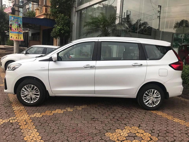 suzuki ertiga 2019 da co mat tai dai ly cho ra mat