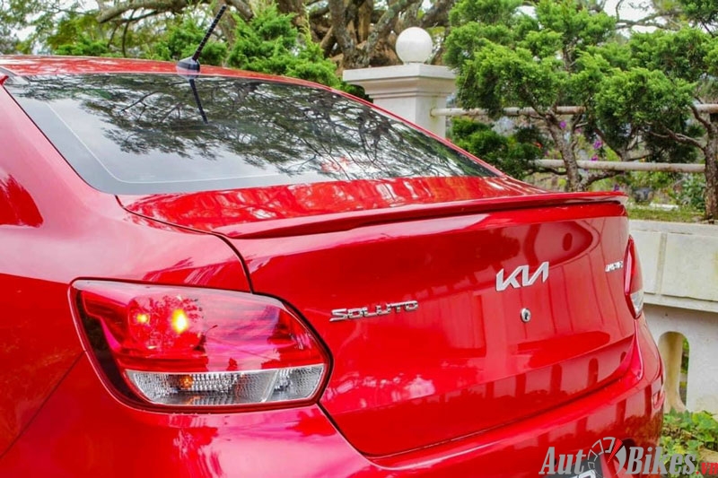 Kia Soluto 2022: Khuyến mãi, giá xe, giá lăn bánh tháng 7/2022 Kia Soluto 2022: Khuyến mãi, giá xe, giá lăn bánh tháng 7/2022