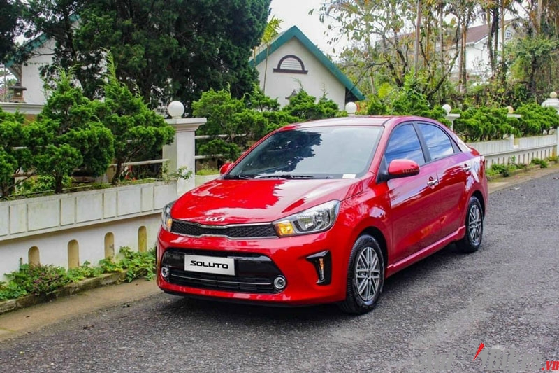 Sedan hạng B đua giảm giá, cao nhất tới 50 triệu đồng