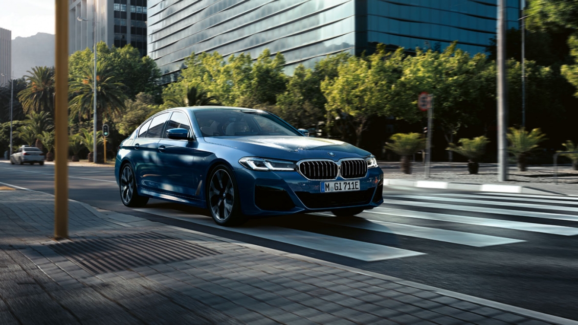 Nhiều mẫu BMW giảm giá hấp dẫn, cao nhất tới 310 triệu đồng