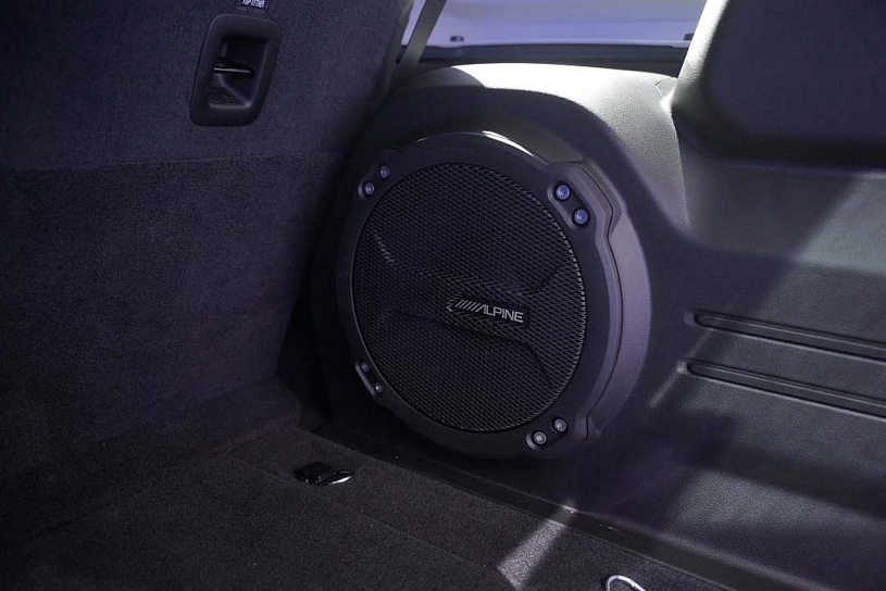 Jeep Wrangler 2026 đầu tiên về Việt Nam, giá từ 3 tỷ đồng