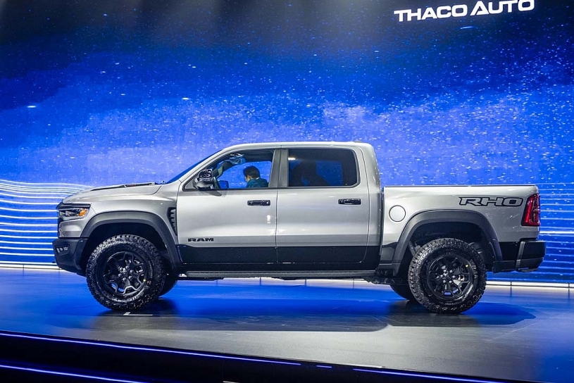 RAM 1500 giá từ 3,749 tỷ đồng, được xếp nhóm ô tô con pickup RAM 1500 giá từ 3,749 tỷ đồng, được xếp nhóm ô tô con pickup