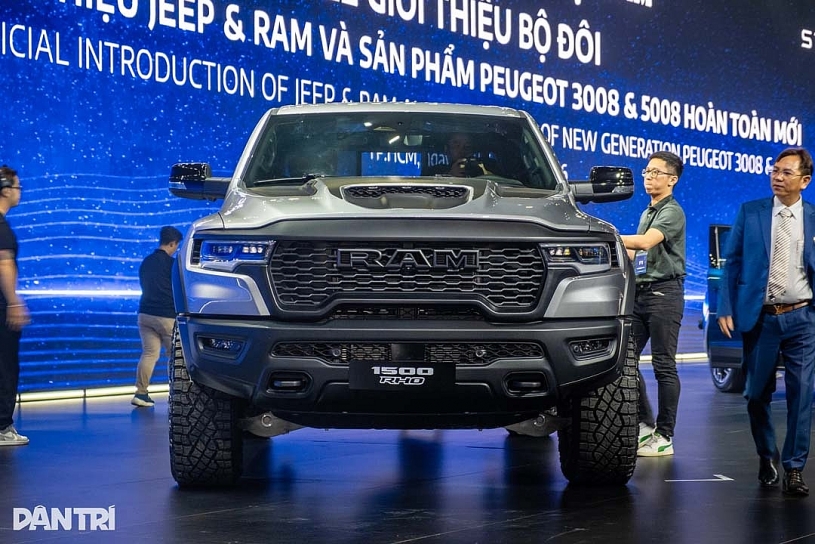RAM 1500 giá từ 3,749 tỷ đồng, được xếp nhóm ô tô con pickup RAM 1500 giá từ 3,749 tỷ đồng, được xếp nhóm ô tô con pickup