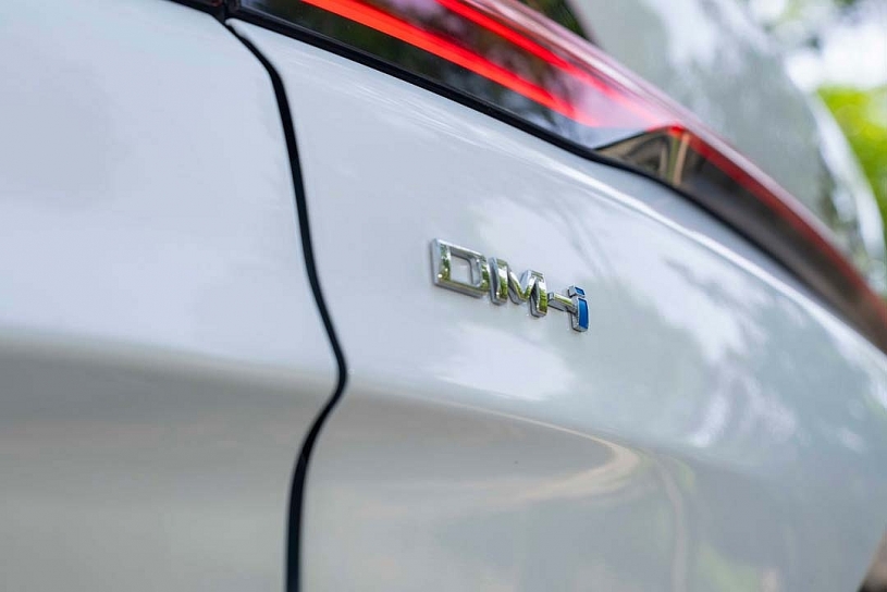 BYD xác nhận công nghệ DM-i Super Hybrid tương thích hoàn toàn với xăng sinh học E10 tại Việt Nam