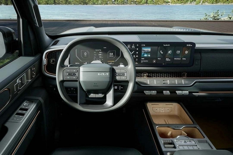 Xe bán tải Kia Tasman bất ngờ xuất hiện trên đường phố Việt