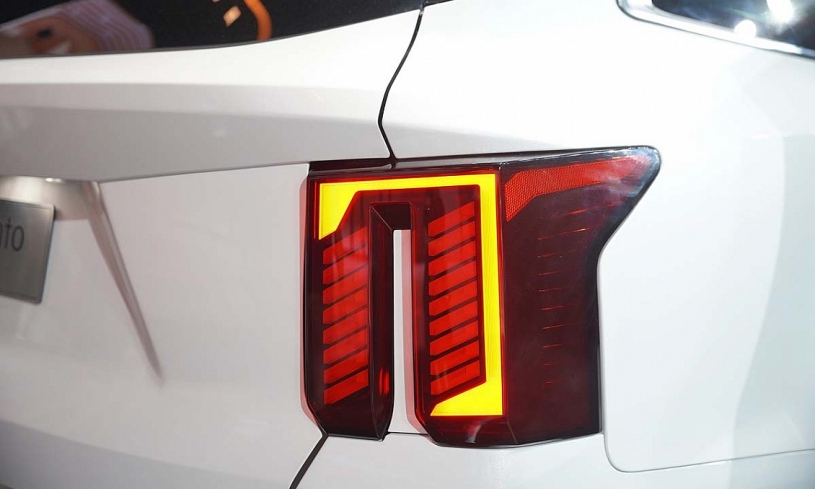 Kia Sorento hybrid 2026 ra mắt Việt Nam
