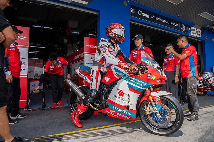 Honda Racing Vietnam tiếp tục được FPT đồng hành tại ARRC và AJRC 2026 Honda Racing Vietnam tiếp tục được FPT đồng hành tại ARRC và AJRC 2026