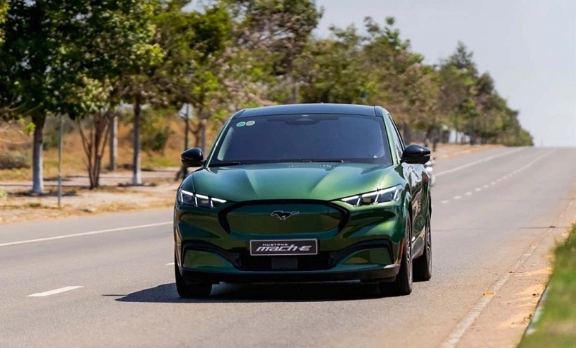 Xe điện nào hưởng lợi lớn nhất khi được miễn 100% lệ phí trước bạ? Xe điện nào hưởng lợi lớn nhất khi được miễn 100% lệ phí trước bạ?