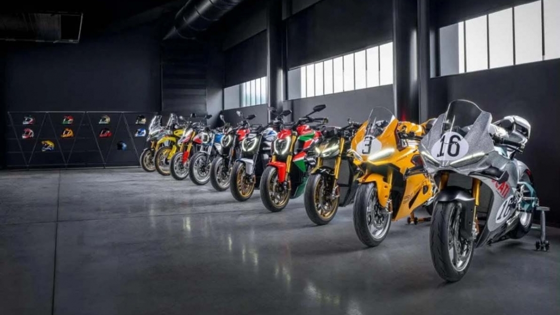 Collezione 100 ra mắt 10 mẫu mô tô Ducati phiên bản giới hạn tôn vinh 100 năm