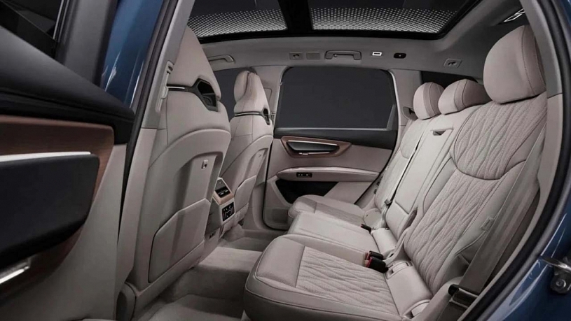 Mê mẩn với nội thất của Audi Q7 vừa ra mắt, hỗ trợ cả ChatGPT Mê mẩn với nội thất của Audi Q7 vừa ra mắt, hỗ trợ cả ChatGPT
