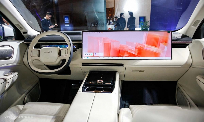 Lynk & Co 900 - SUV cỡ lớn 6 ghế, giá 3,069 tỷ đồng