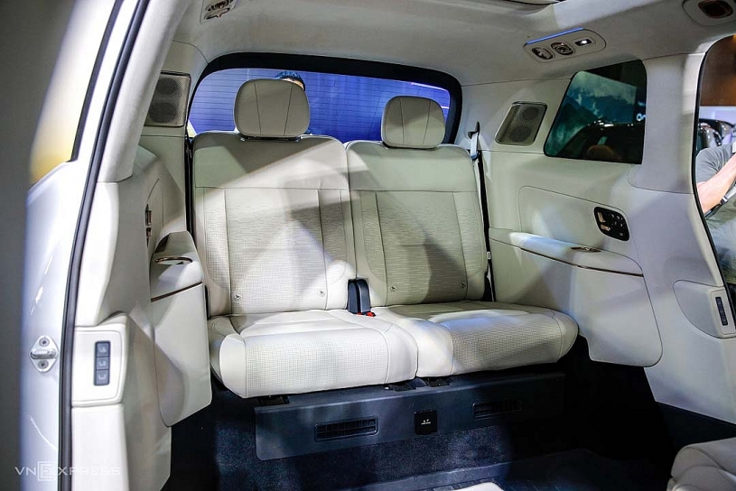 Lynk & Co 900 - SUV cỡ lớn 6 ghế, giá 3,069 tỷ đồng