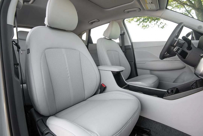 Hyundai Kona 2027 hé lộ diện mạo mới: Cứng cáp, góc cạnh hơn, chia tay đèn Pixel Hyundai Kona 2027 hé lộ diện mạo mới: Cứng cáp, góc cạnh hơn, chia tay đèn Pixel