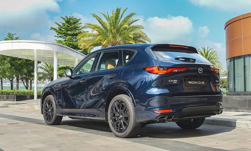 Mazda CX-60 giá 1,699 tỷ đồng tại Việt Nam