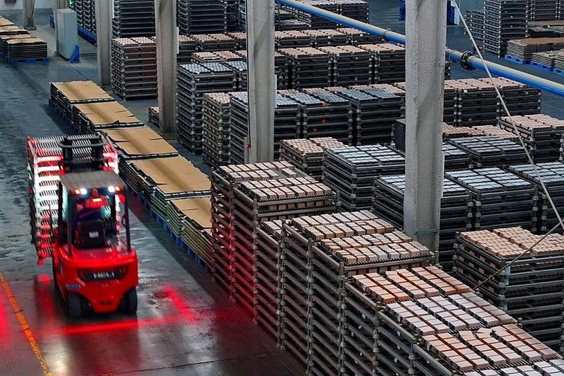 Phanh phui đường dây tái chế pin xe điện bất hợp pháp tại Trung Quốc Phanh phui đường dây tái chế pin xe điện bất hợp pháp tại Trung Quốc