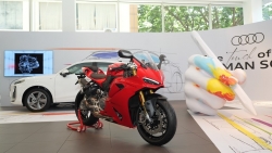 Ducati V2 2026 hòa nhịp Audi Q Series: Khi công nghệ chạm đến đam mê
