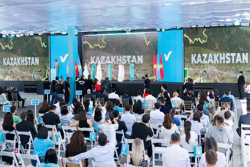 Green SM chính thức ra mắt dịch vụ gọi xe thuần điện tại Kazakhstan. Green SM chính thức ra mắt dịch vụ gọi xe thuần điện tại Kazakhstan.