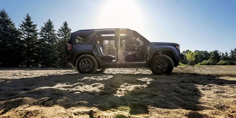 Jeep Recon EV chính thức mở bán với giá khởi điểm gần 67.000 USD