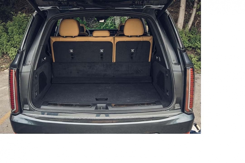 Trải nghiệm Cadillac Escalade IQ 2026: Chuyến road trip thực tế dài 2.500 km