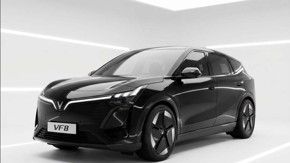 VinFast VF 8 thế hệ mới: SUV hạng D giá ngang xe C, lăn bánh dưới 900 triệu đồng