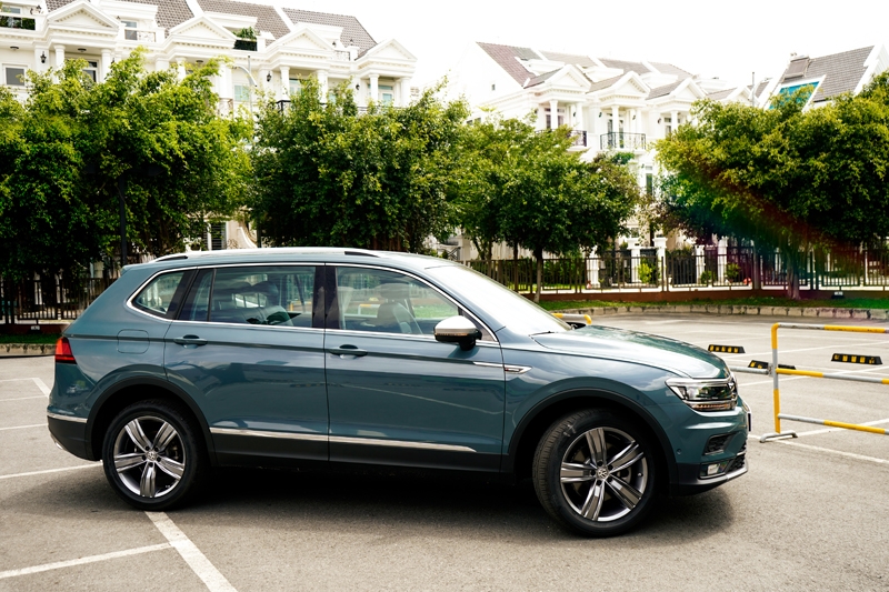 Volkswagen Tiguan Allspace Luxury giá 1,85 tỷ tại Việt Nam volkswagen tiguan allspace luxury ra mat tai viet nam gia 185 ty