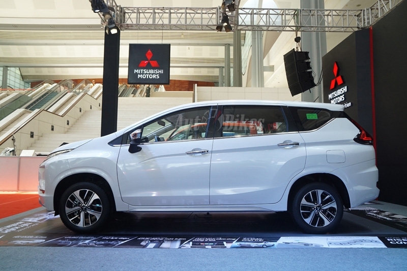 Video so sánh Ertiga 2019 và Xpander: Chọn sao cho đúng? mpv 7 cho chon suzuki ertiga 2019 hay mitsubishi xpander