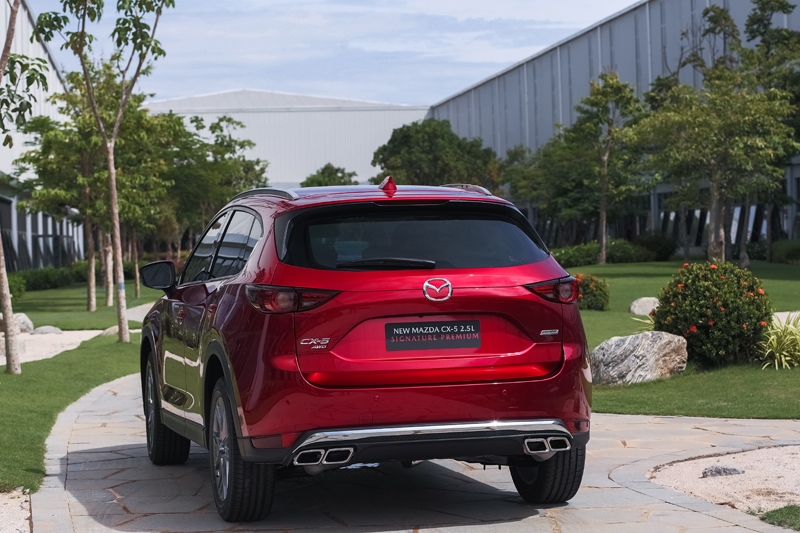 Mazda CX-5 2022: Khuyến mãi, giá xe, giá lăn bánh tháng 7/2022