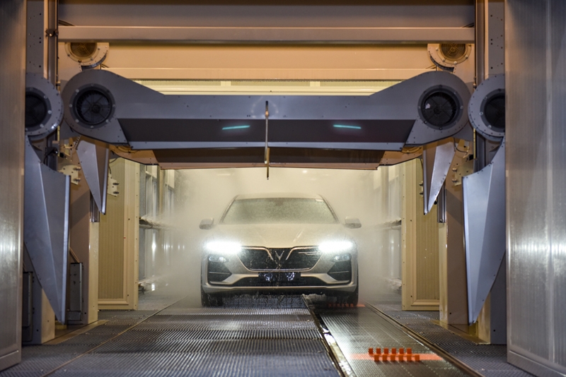 200 xe VinFast Lux A2.0, SA2.0 đầu tiên được bàn giao can canh lo xe vinfast lux a20 sa20 dau tien duoc ban giao