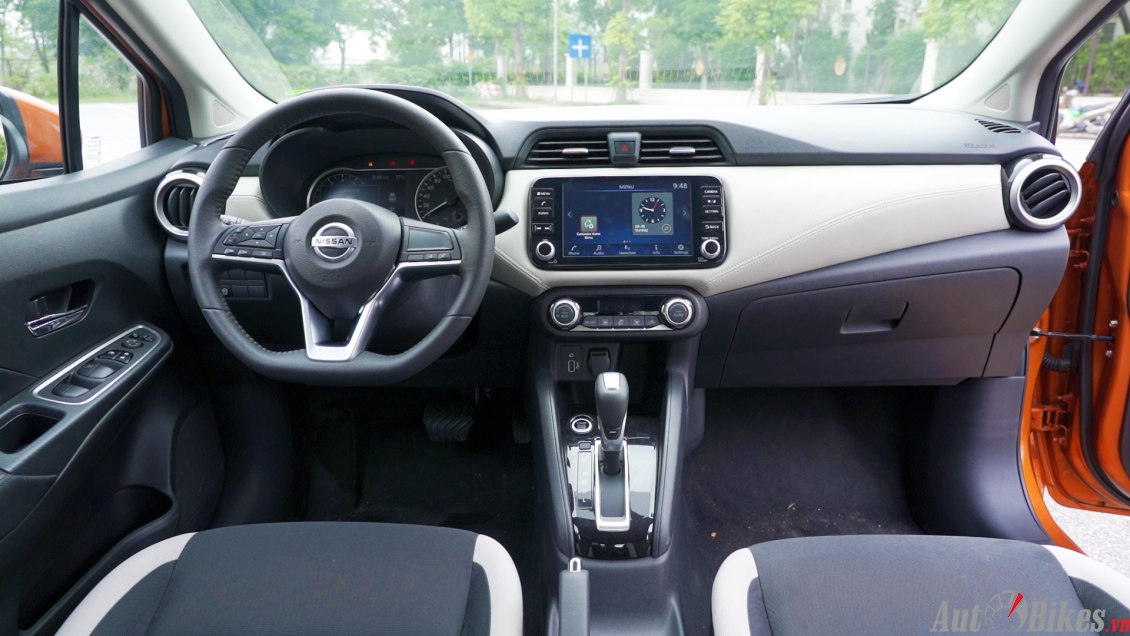 Nissan Almera ưu đãi trước bạ tới 71 triệu đồng, cạnh tranh Honda City