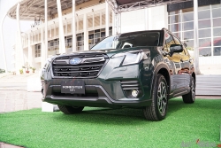 Nhiều mẫu ô tô tiếp tục giảm giá mạnh, cao nhất tới hơn 200 triệu đồng