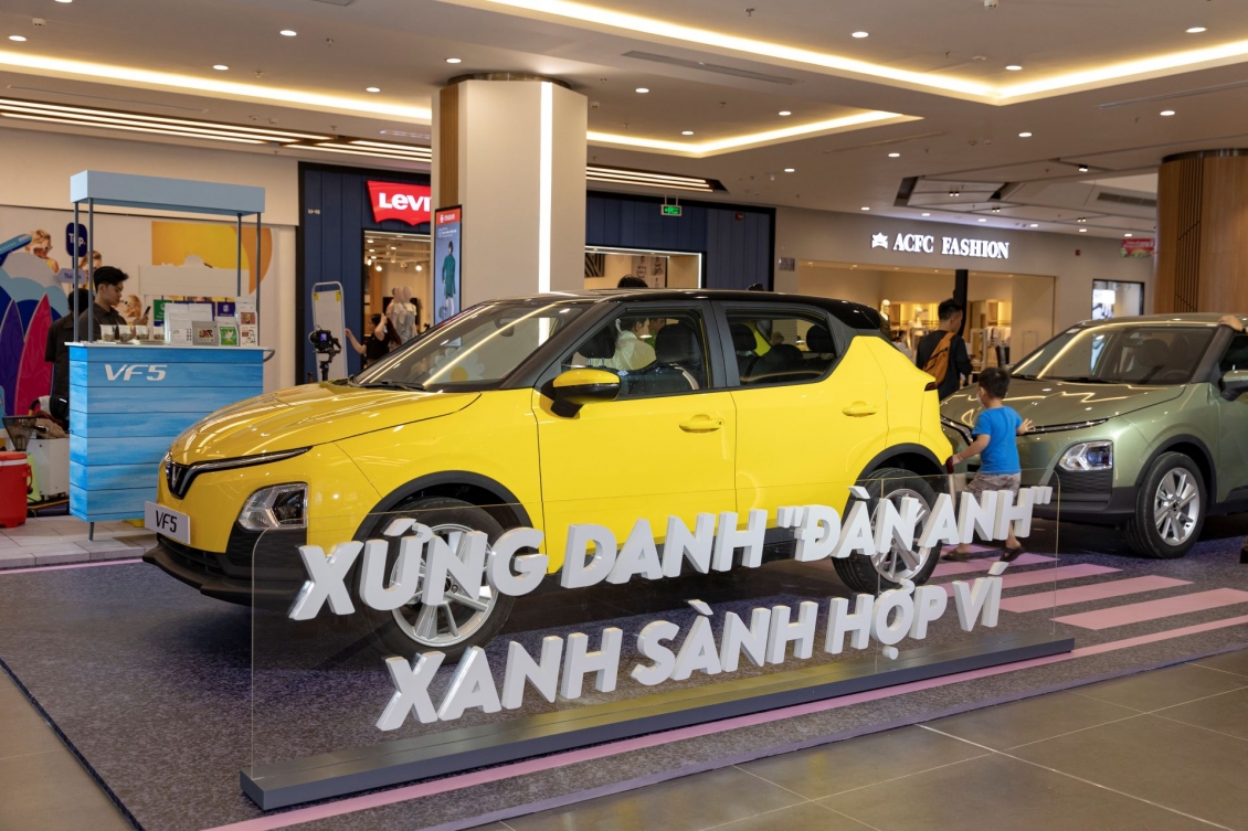 Gen Z mua VinFast VF5 Plus không chỉ để ‘che nắng che mưa’