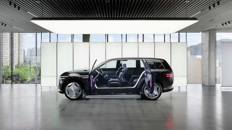 Genesis chốt lịch ra mắt SUV siêu sang GV90