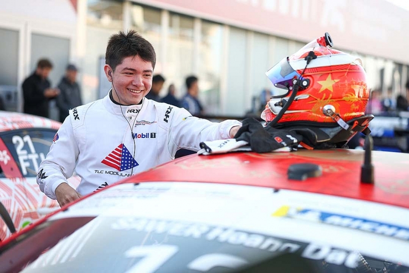 Porsche Việt Nam đưa Hoàng Đạt tranh tài tại Porsche Carrera Cup Asia 2026 Porsche Việt Nam đưa Hoàng Đạt tranh tài tại Porsche Carrera Cup Asia 2026