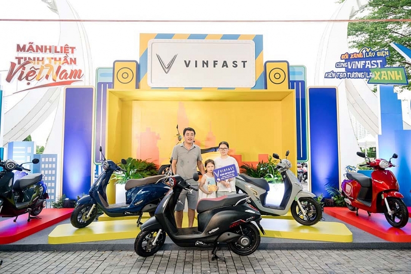 VinFast ưu đãi tới 2 triệu đồng cho khách hàng cũ mua xe máy điện mới